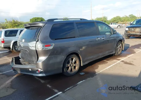 2014 Toyota Sienna Se 8 Passenger z USA, uszkodzony, nr VIN 5TDXK3DC9ES464181